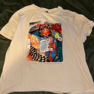 SHEIN Cream Graphic Short Sleeve Tee